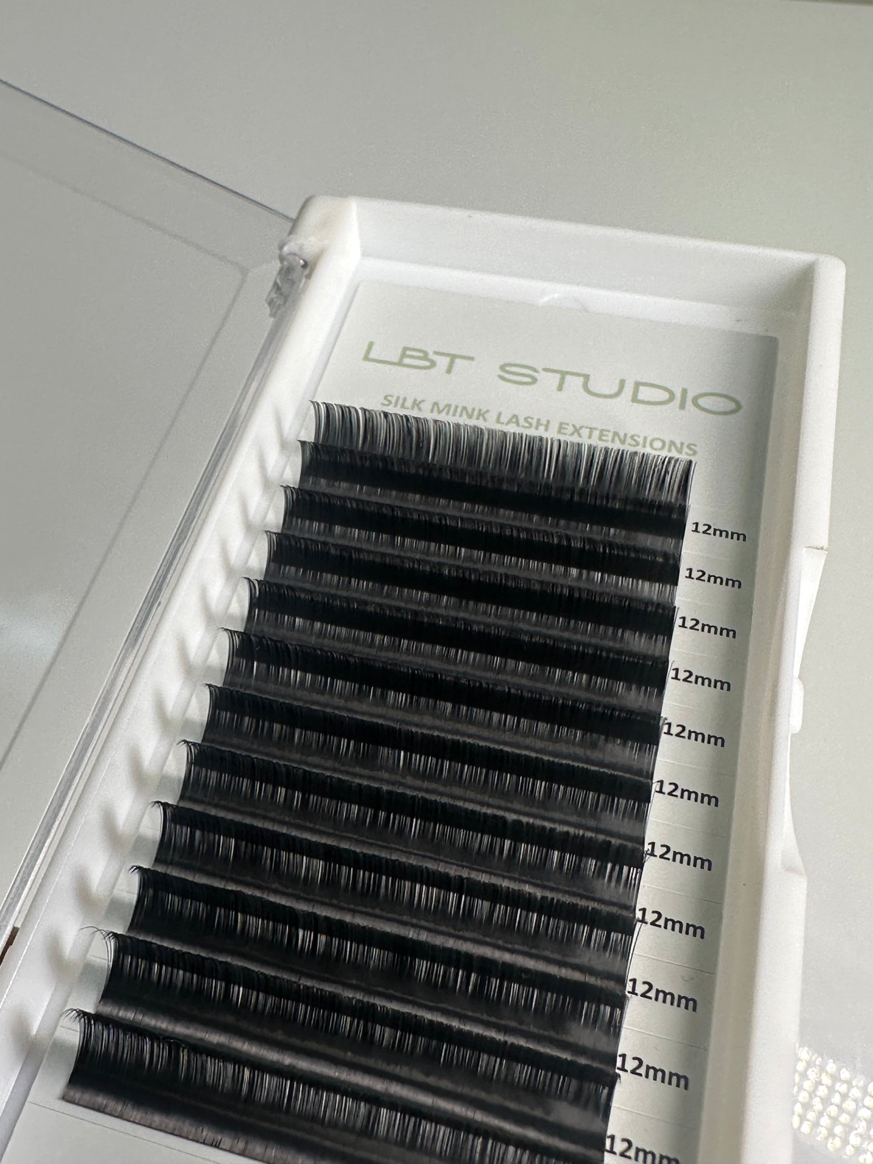 LBT VOLUME LASH SINGLE TRAYS